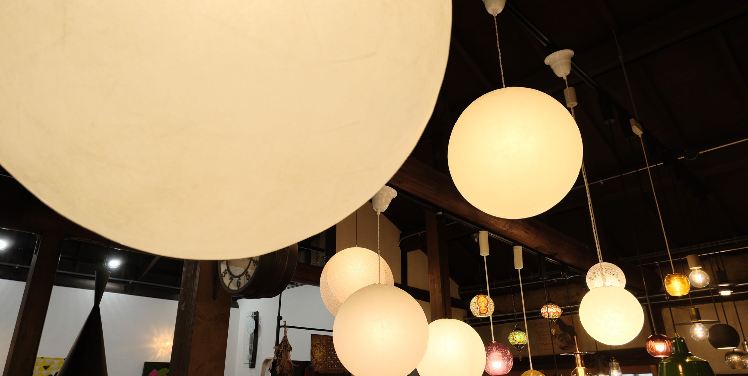 KASOKEKI lamp store [ 和紙のあかり。職人が生み出す自然素材のほのか